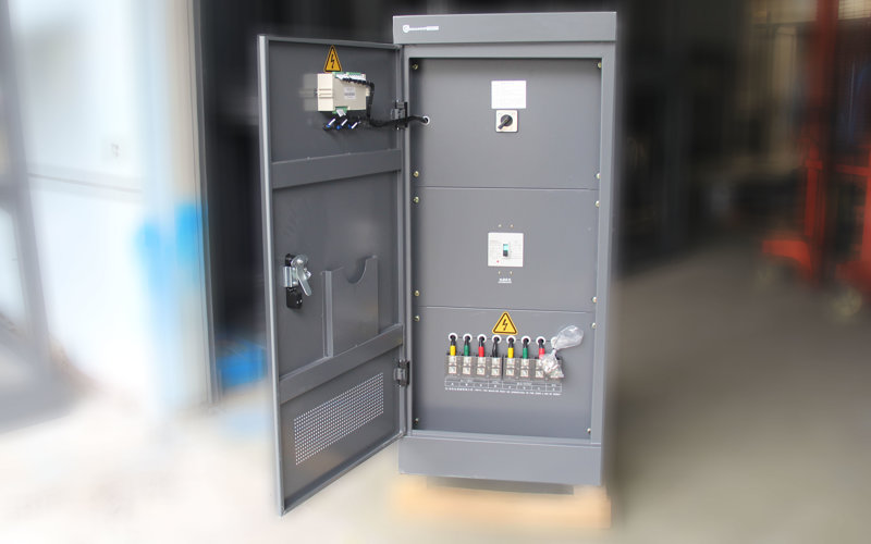 SBW大功率補償式電力穩(wěn)壓器100kva內(nèi)部圖 SBW大功率補償式電力穩(wěn)壓器100kva內(nèi)部圖